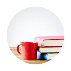libros y taza